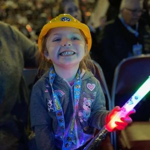 Meet your Posher, Dennis